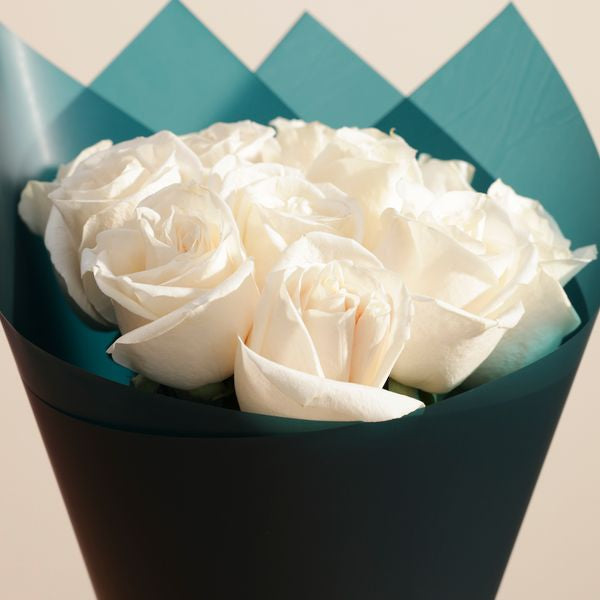 Dreamy White Roses Bouquet | 12 Flowers